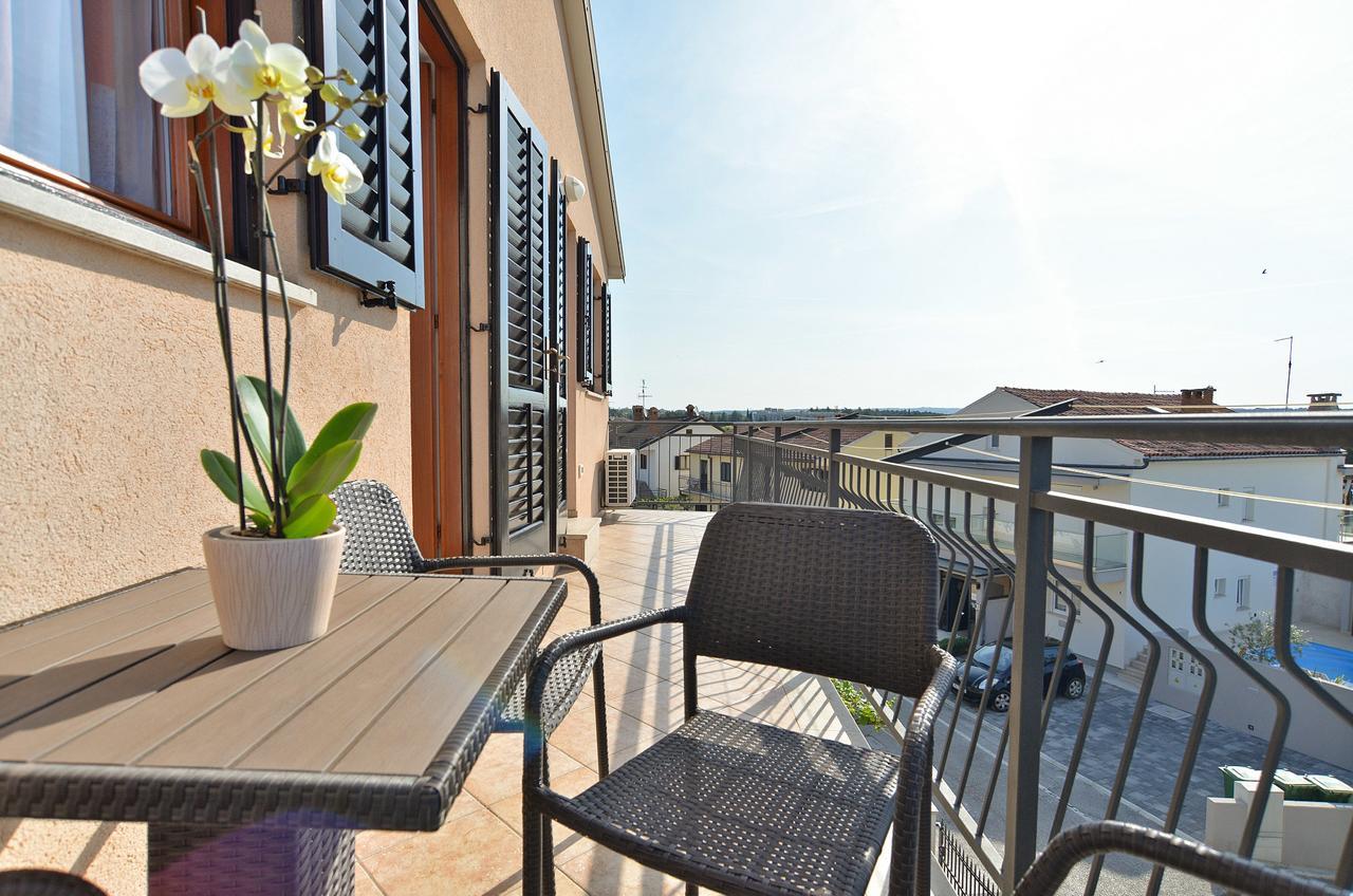 Apartment Ljiljana 1553 Novigrad  Bagian luar foto