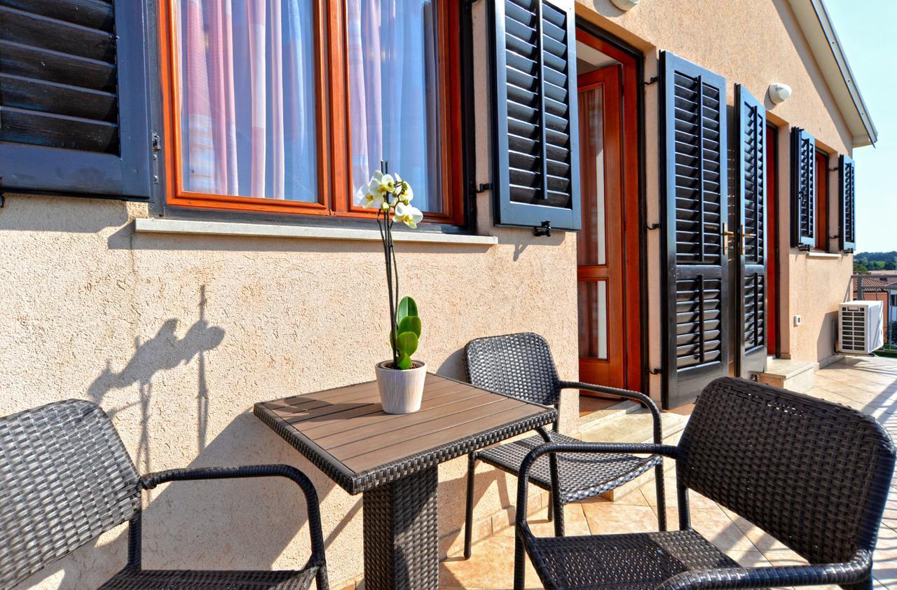 Apartment Ljiljana 1553 Novigrad  Bagian luar foto