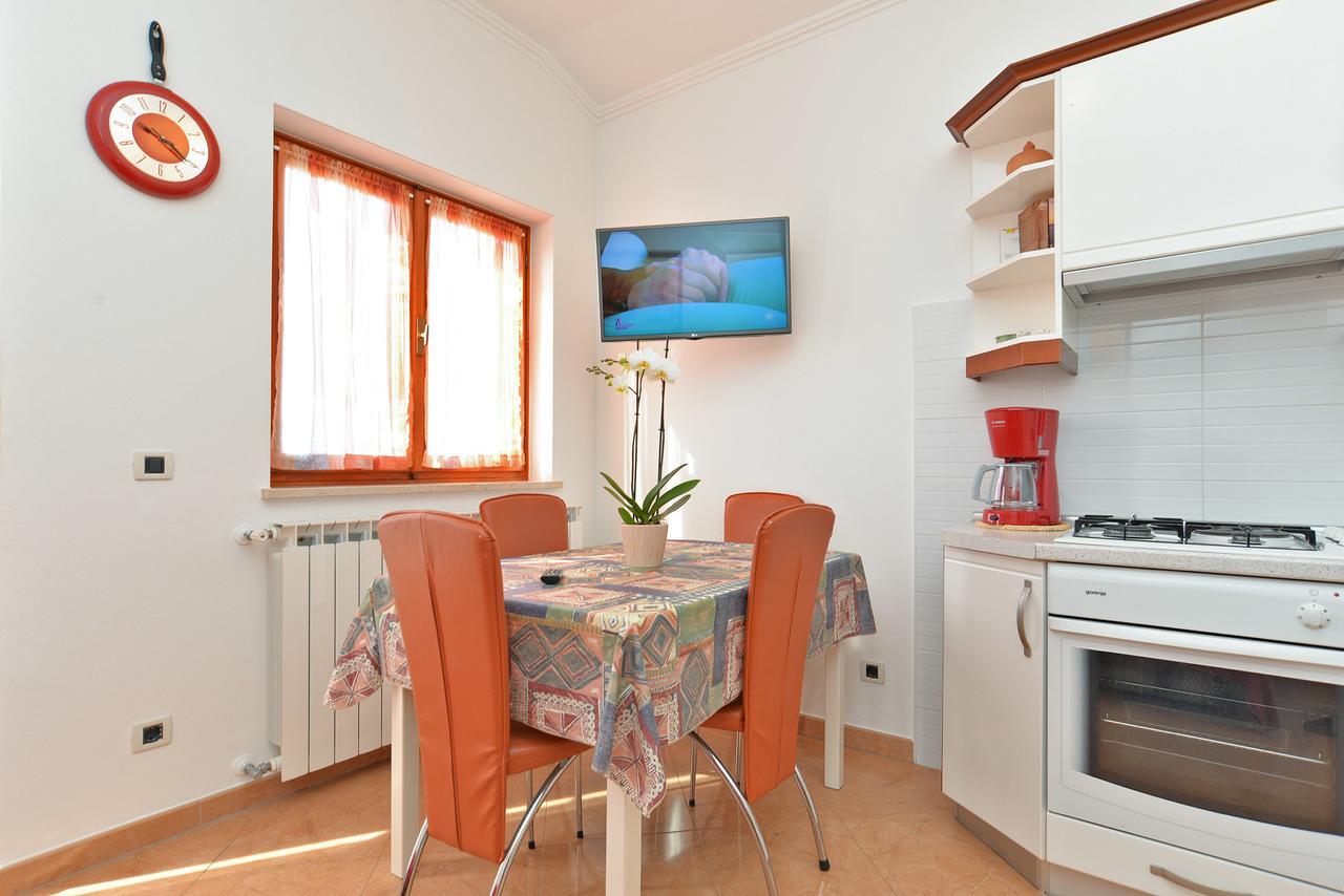 Apartment Ljiljana 1553 Novigrad  Bagian luar foto