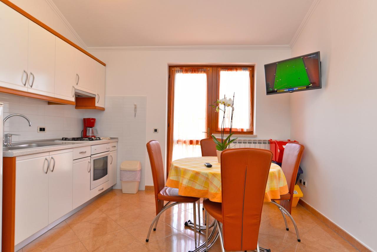 Apartment Ljiljana 1553 Novigrad  Bagian luar foto